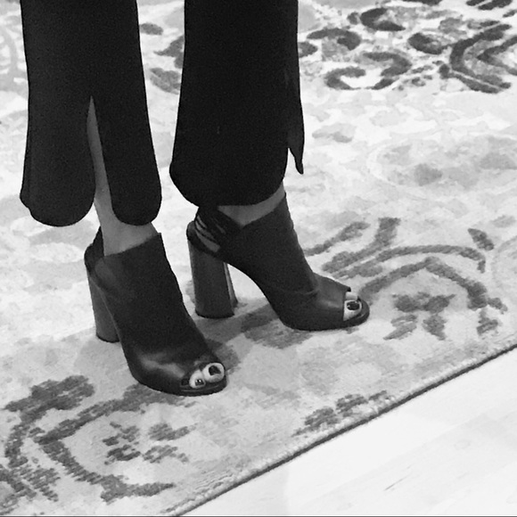 Meet your Posher, Lynn - Picture 4 of 6